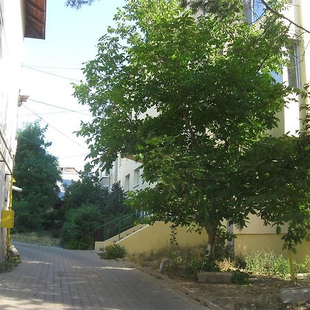 Lary Apartament Suceava Luaran gambar